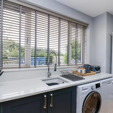 The Dollhouse * スカーバラ