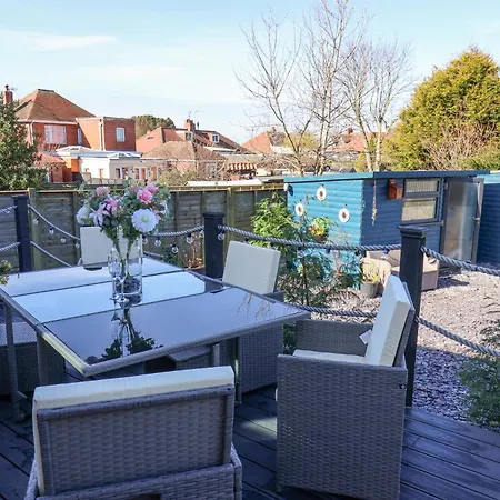 The Dollhouse * スカーバラ